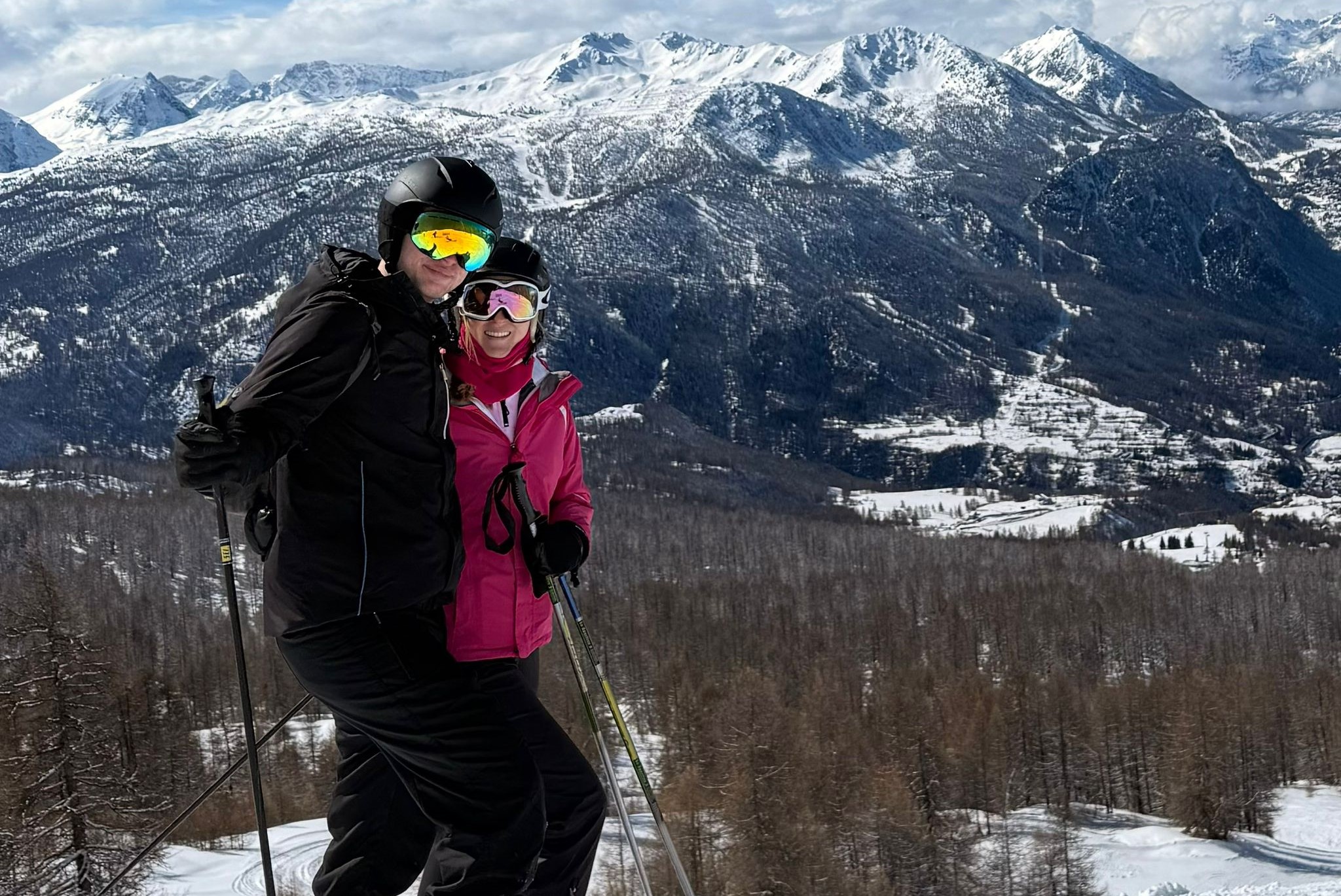 Frederick and Flora skiing